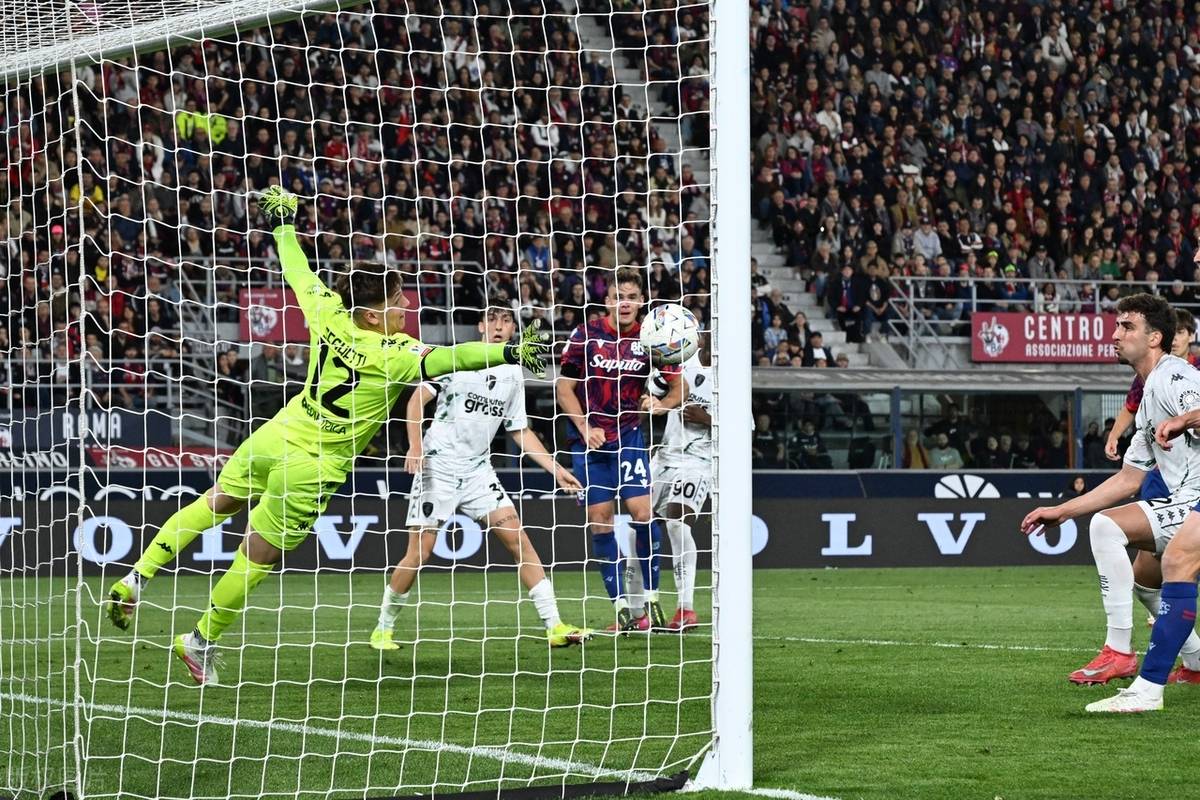 博洛尼亚取得关键胜利，保级形势有望好转的简单介绍