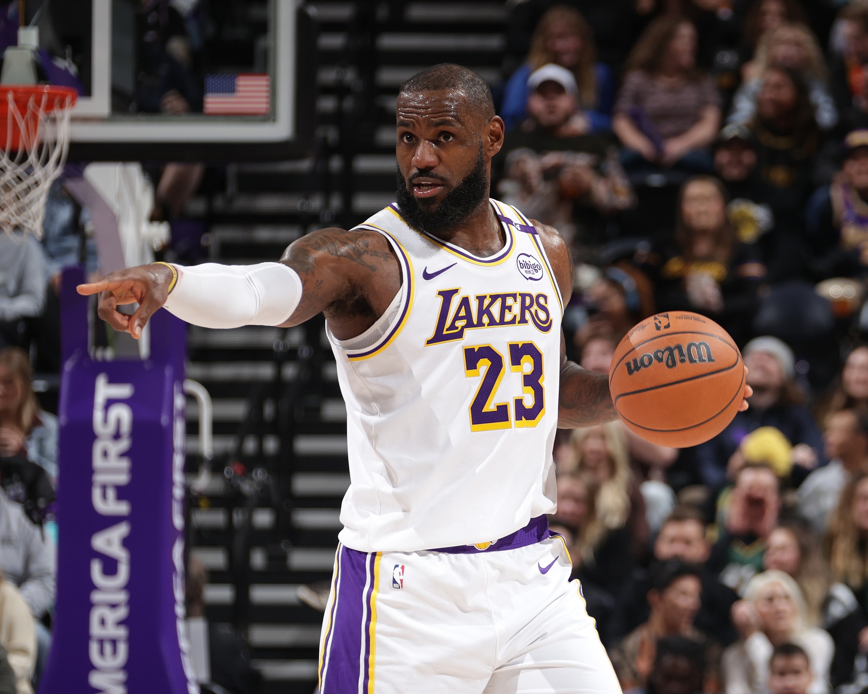 热火大胜湖人,完结对手的五连胜 热火大胜湖人,完结对手的五连胜