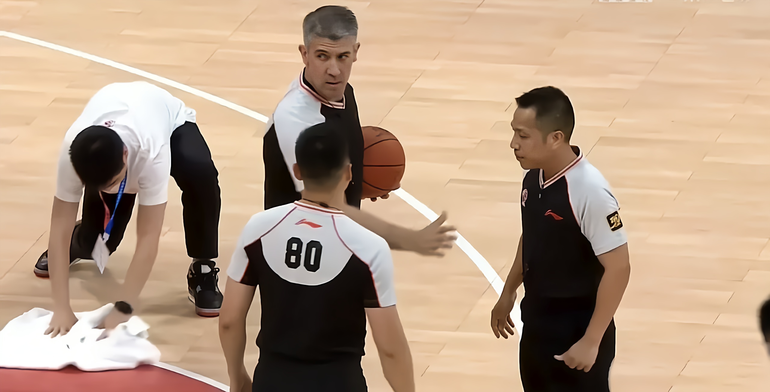 CBA球员因私人事务错失比赛机会的简单介绍